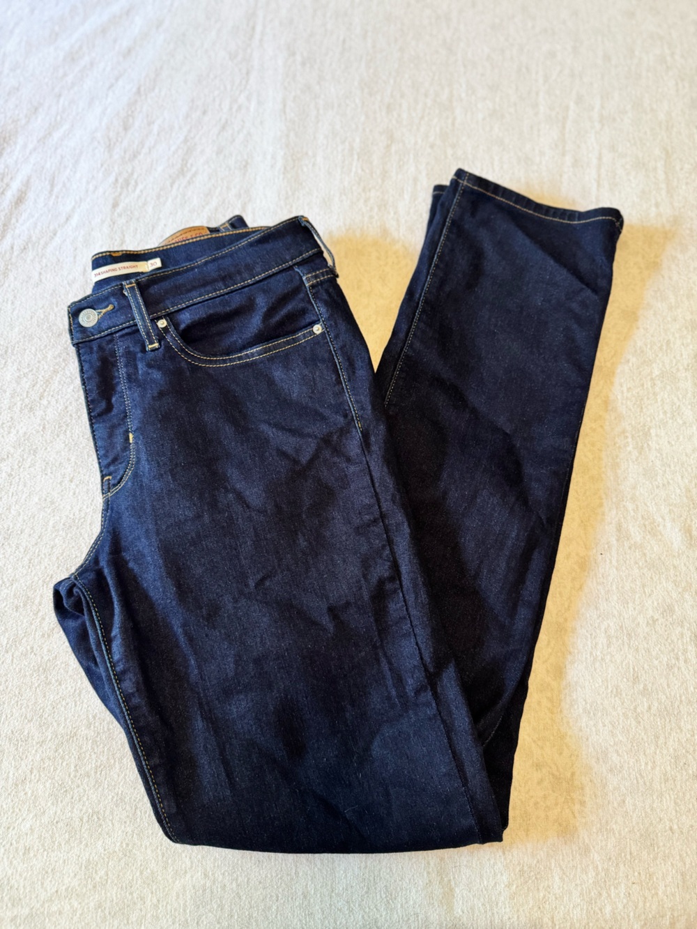 Levi’s 314 Shaping Straight Leg Jeans Dark Indigo Women’s Size EUC